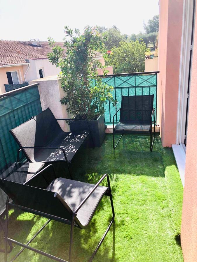 LES JARDINS DES SENTEURS - Appartement privé avec parking Grasse Exterior foto
